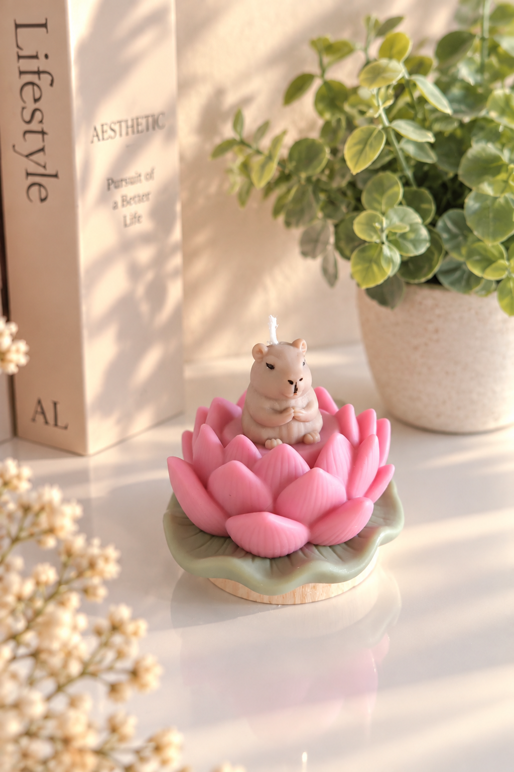 Candle 'Capybara'