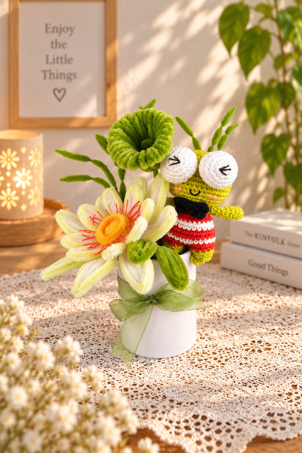 Flower pots 'H and friends'
