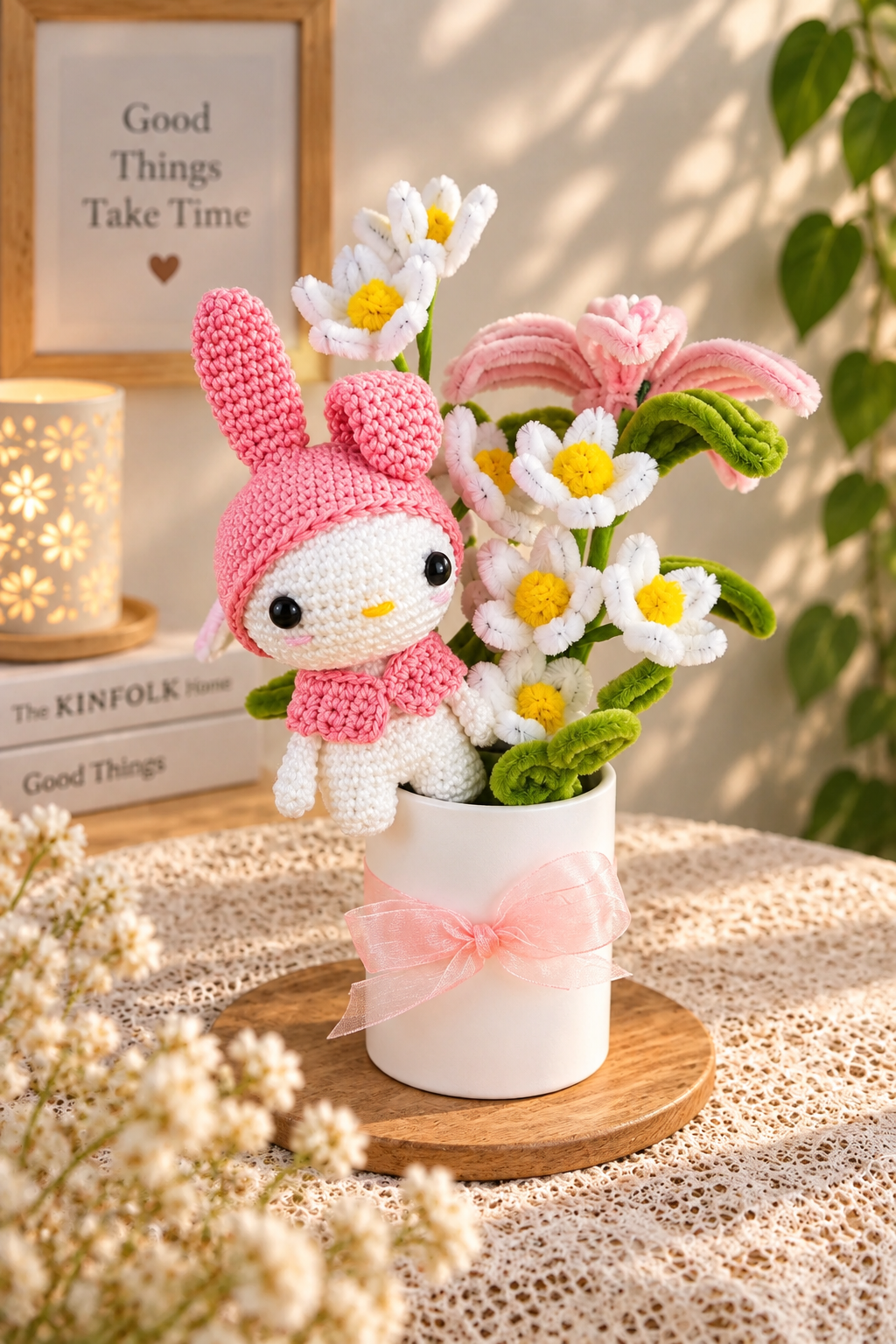 Flower pots 'H and friends'