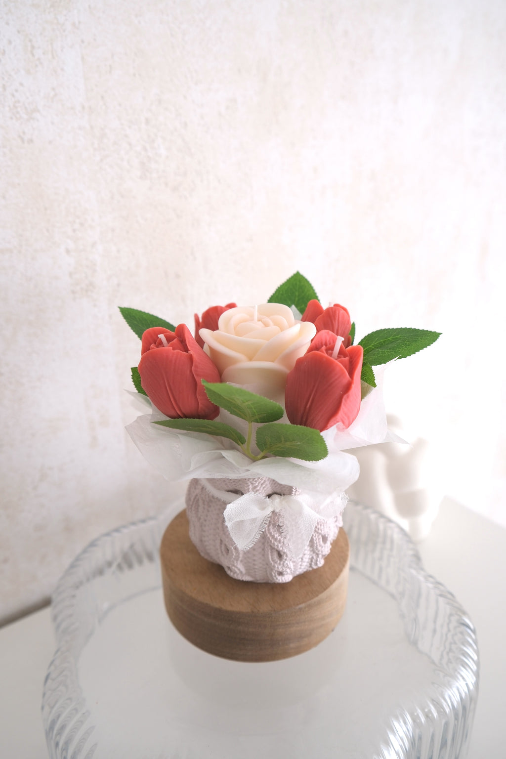 Candle 'Braided Roses'