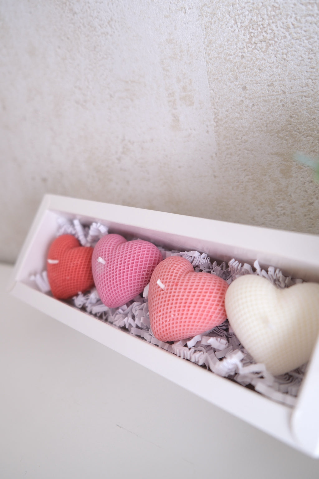 Candle '4 hearts gift box'