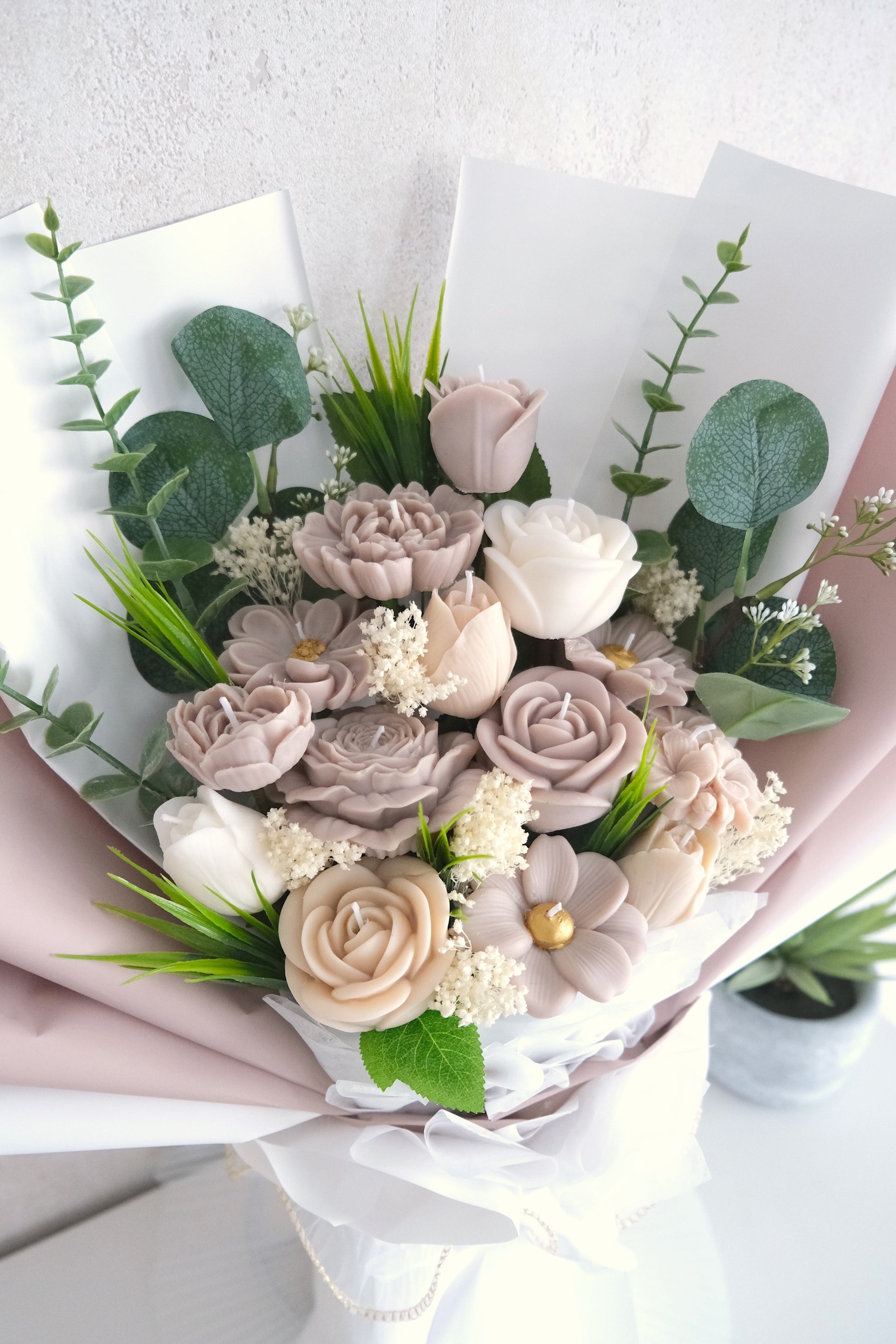 Kaarsenboeket 'Neutral Bloom'