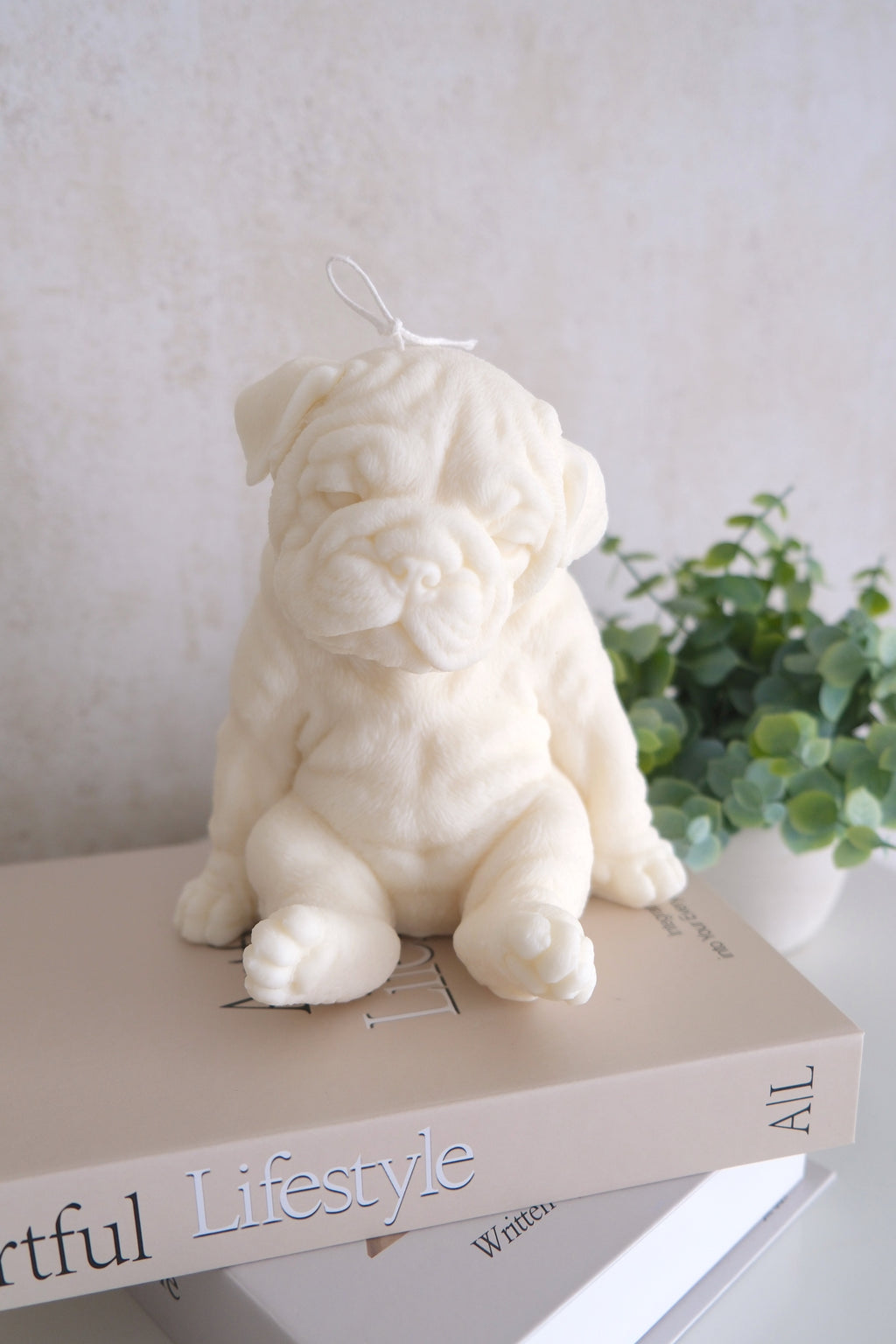 'Bulldog' Candle