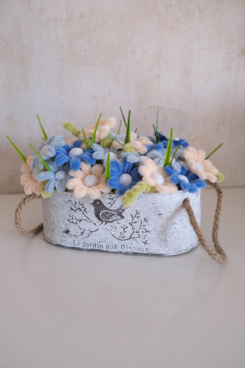 Flower arrangement 'Butterfly Meadow'