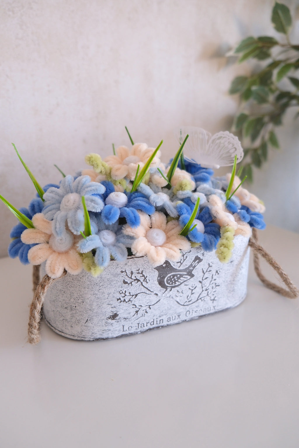 Flower arrangement 'Butterfly Meadow'