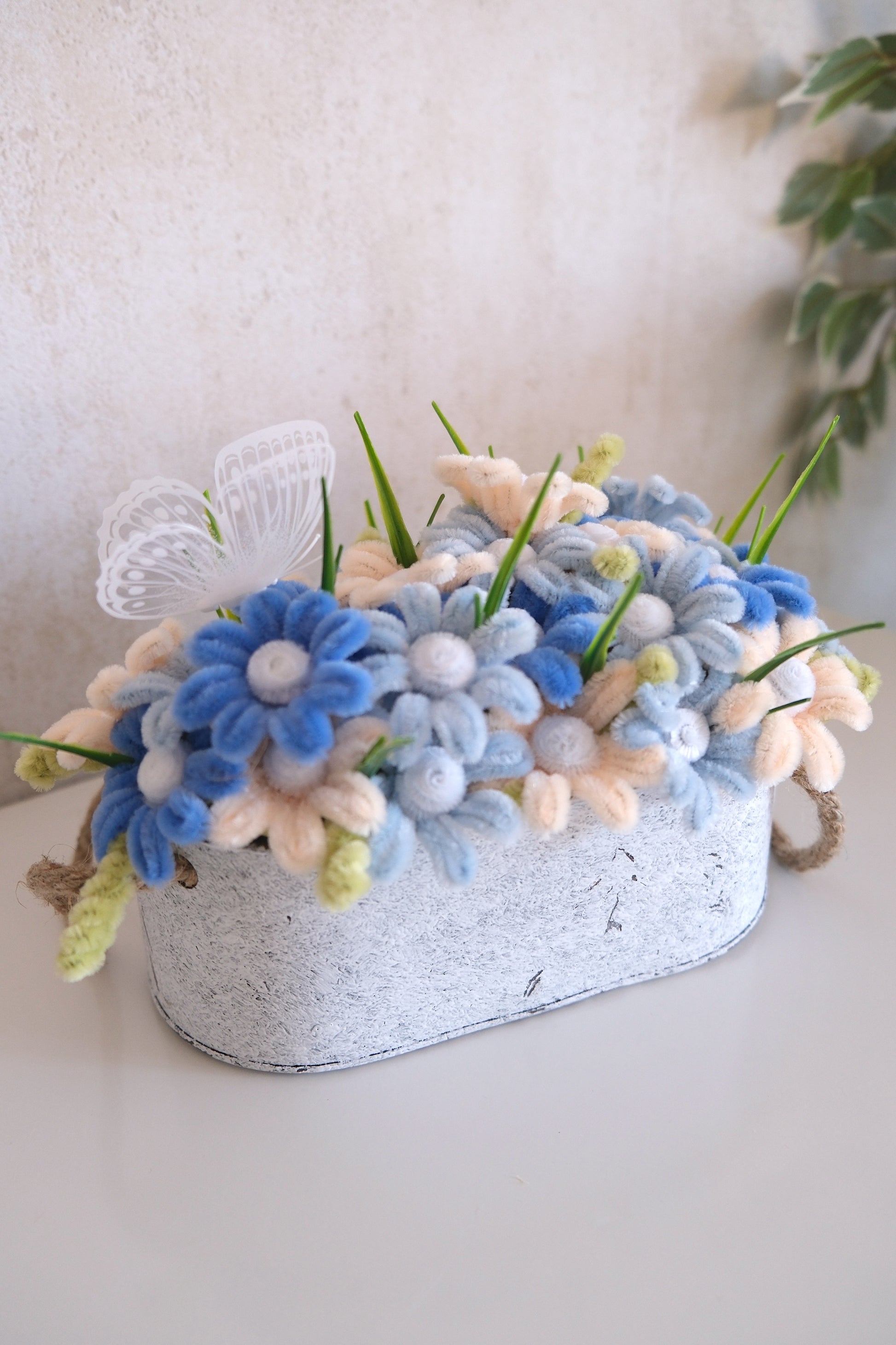 Flower arrangement 'Butterfly Meadow'