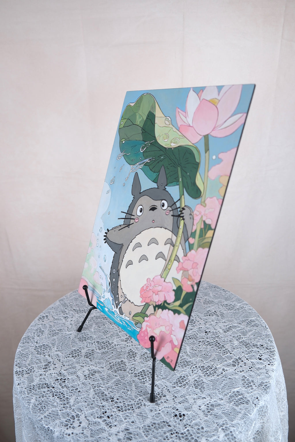 Totoro met waterlelies