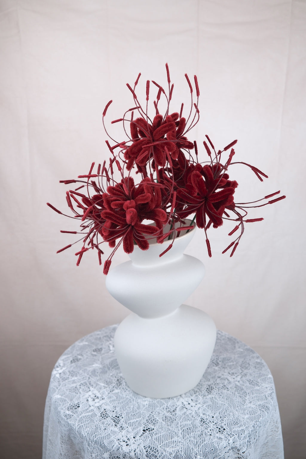 Spider lelies in vaas