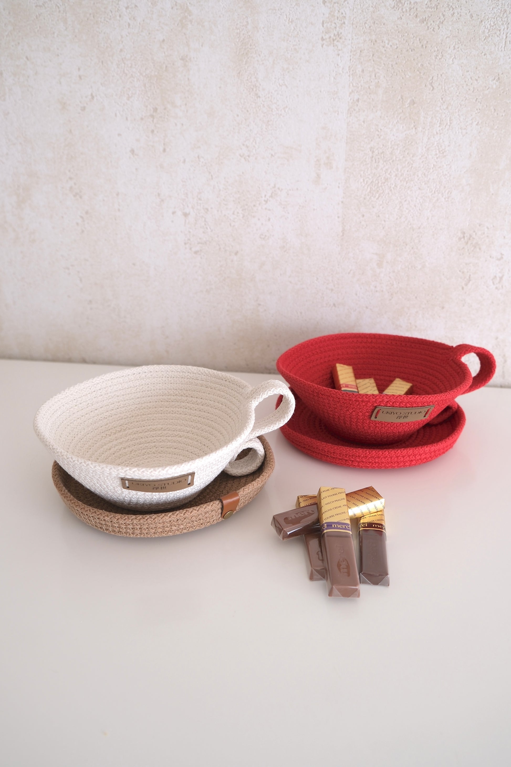 Panier de rangement « Tasse et soucoupe »