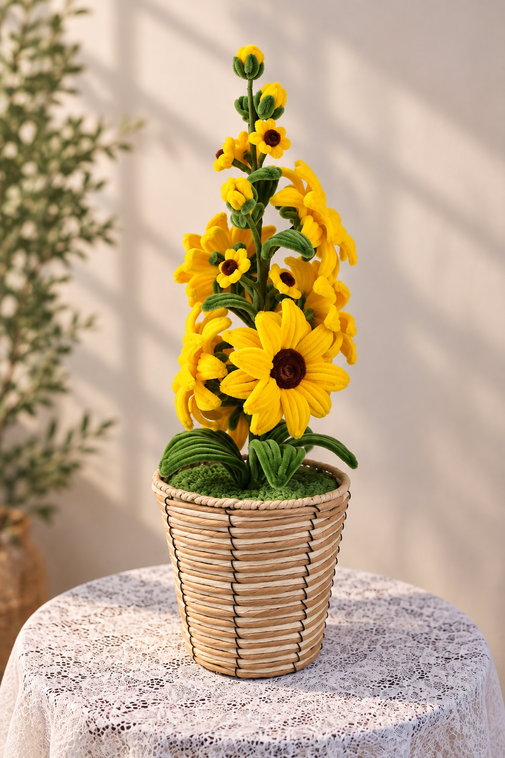 Wicker basket with sunflowers (pre-order)